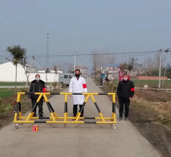 <h1>似曾相识又不同——观高校书法毕业展随感|十大外围足球平台app(图4) 十大外围足球平台app