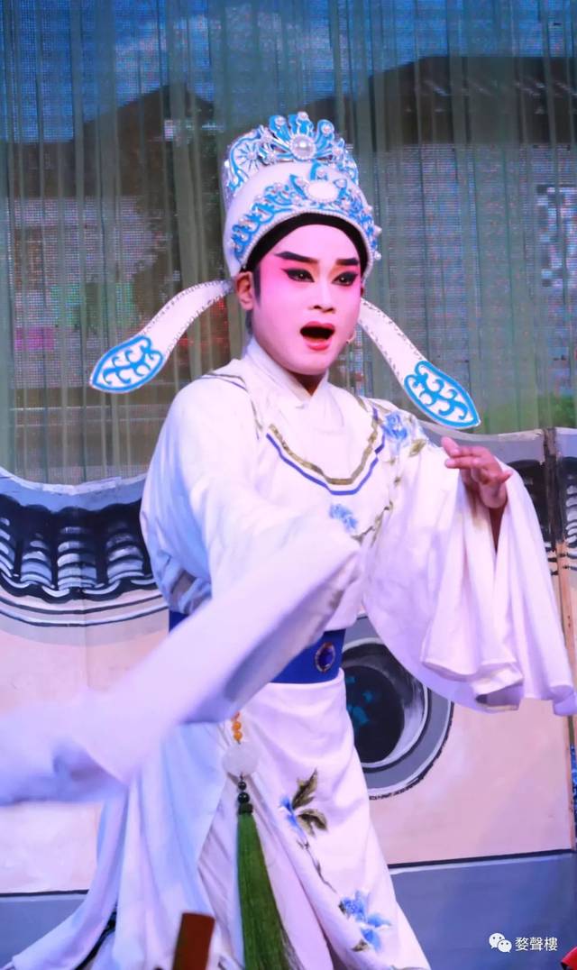 汪东城携手天王表X-MAN系列,缔造潮流新风尚:十大外围足球大平台(图1) 十大外围足球平台app