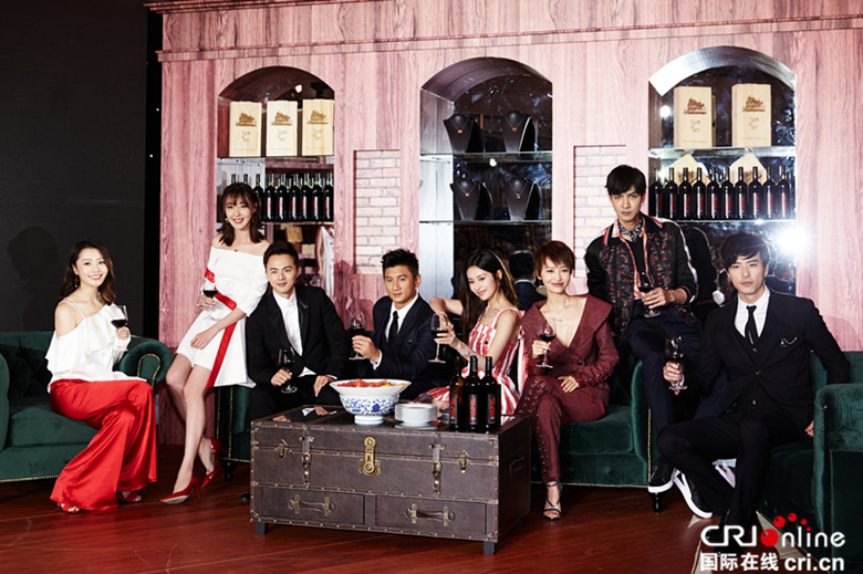 ‘十大外围足球平台app手机版’家长竹林美(图2) 十大外围足球平台app手机版